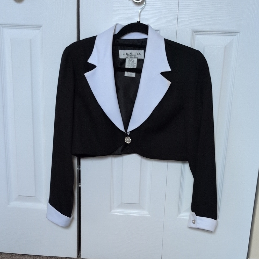 Vintage JS Boutique Black and White Women's Cropped Jacket